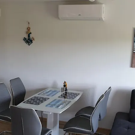 Domki Luksusowe Kapitan W Ustroniu Morskim Apartment *
