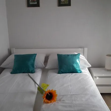 Holiday home Domek Rybacki Ustronie Morskie
