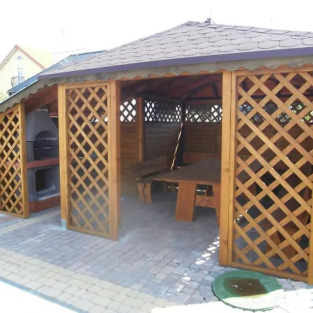 Homestay Basia *