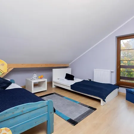House 5 *