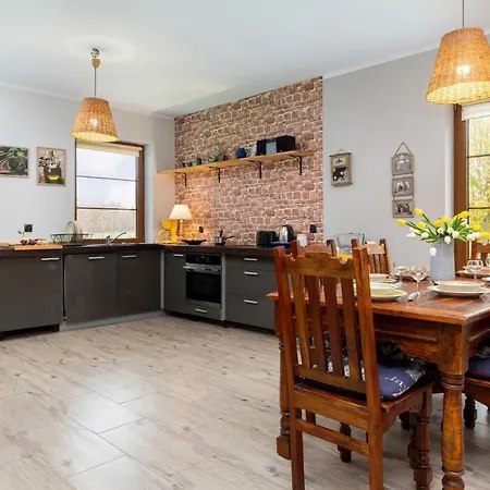 House 5 *