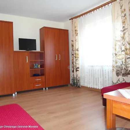 Chrobrego Goscinne W Centrum Blisko Morza