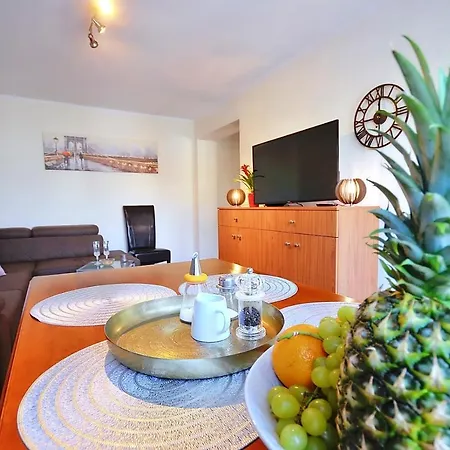 Plaza Apartment