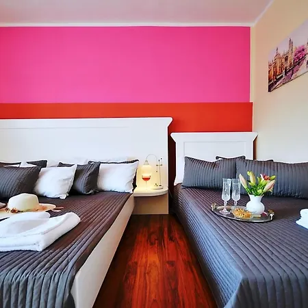 Apartment Plaza