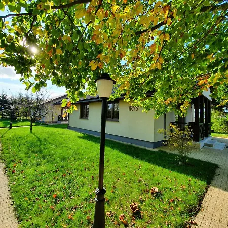 Holiday home Caloroczne Domki Wakacyjne Irys & Bratek - 365pam *