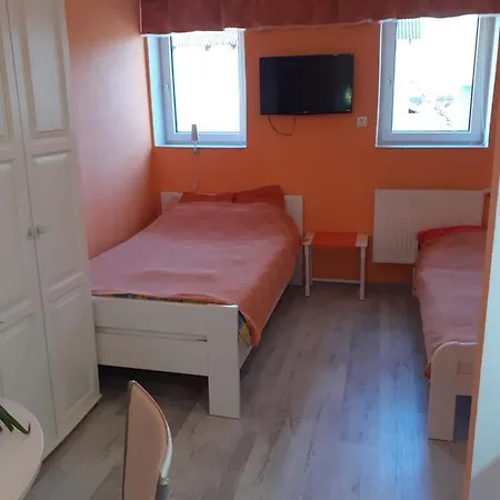 Wynajem Apartamentow I Pokoi. Apartment Ustronie Morskie
