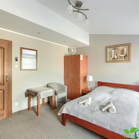 Garden 60m Od Plazy Homestay