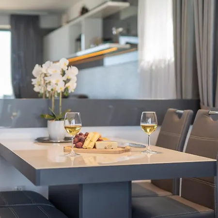 Apartment Na Klifie - Komfort, Widok Na Morze, Parking *