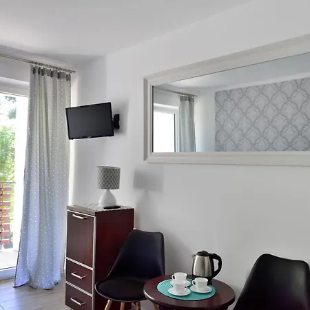 Bed & Breakfast Blekitne Tarasy *