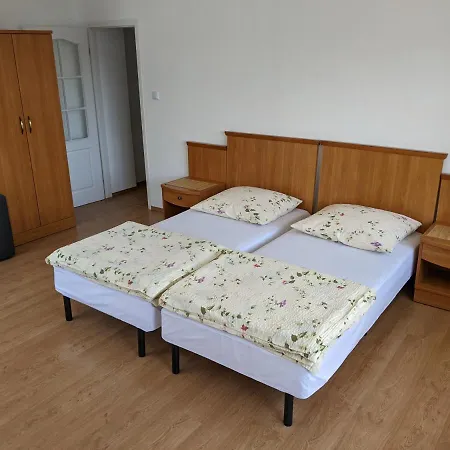 Kwatera prywatna Gościnne - Leśna 8