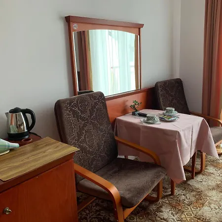 Adare Homestay *