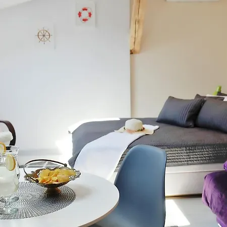 Plaza Apartment