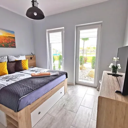 Radosny - Sloneczne Apartment