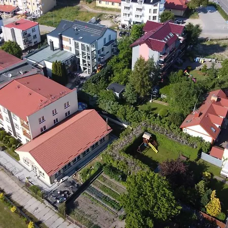 Cztery Pory Roku Holiday park *