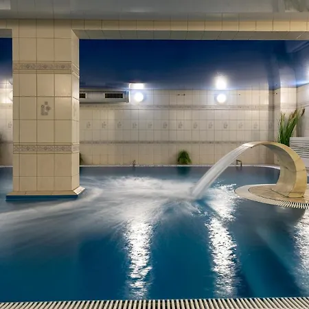 Wodnik Centrum Zdrowia I Rehabilitacji Hotel