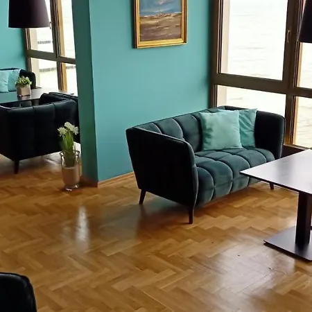 Hotel Wodnik Centrum Zdrowia I Rehabilitacji 3*
