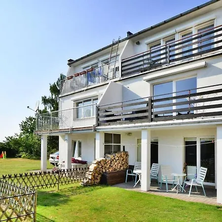 Comfortable, Large Villa, Ferienhaus