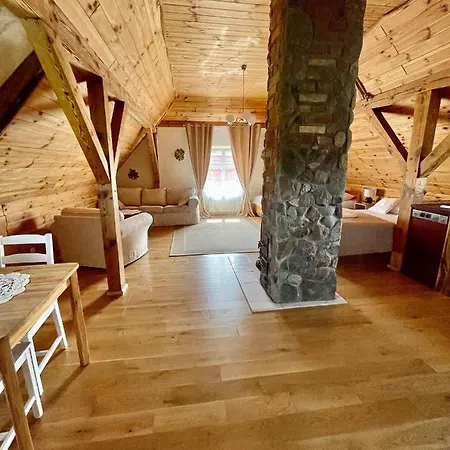 Oaza Pod Strzecha Klimatyczny Dom Z 3 Sypialniami Na Wylacznosc Z Kominkiem I Duzym Ogrodem Ustronie Morskie