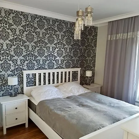 Apartment Celebryta - Apartament
