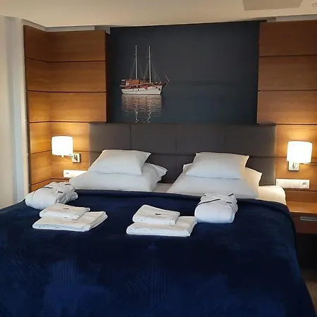 Hotel Skal Medi & 4*