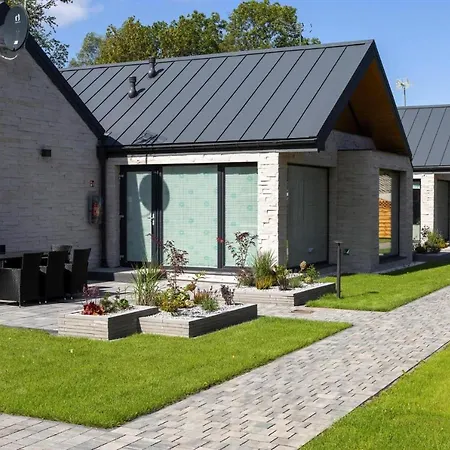 Holiday home Year-round Houses,