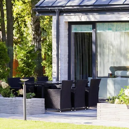 Holiday home Year-round Houses, *