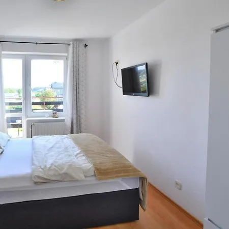 Ferienhaus Comfortable, Large Villa, *