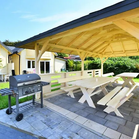 Resort, Ustronie Morskie