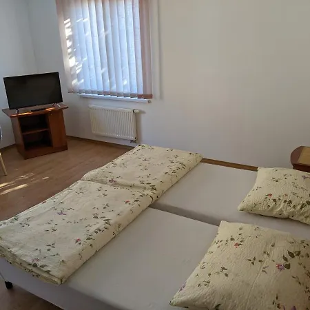 Kwatera prywatna Gościnne - Leśna 8
