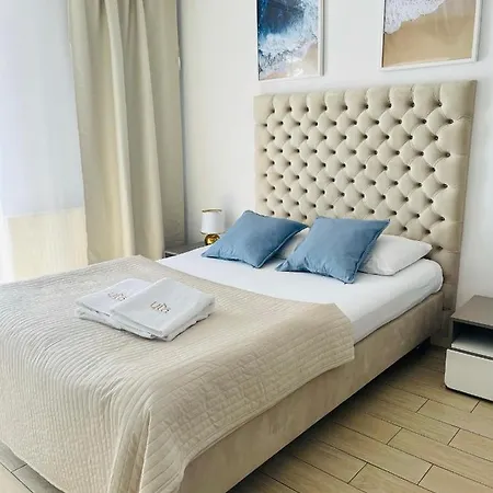 Smart Apartment *