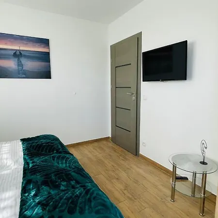 Na Wiejskiej Apartment *