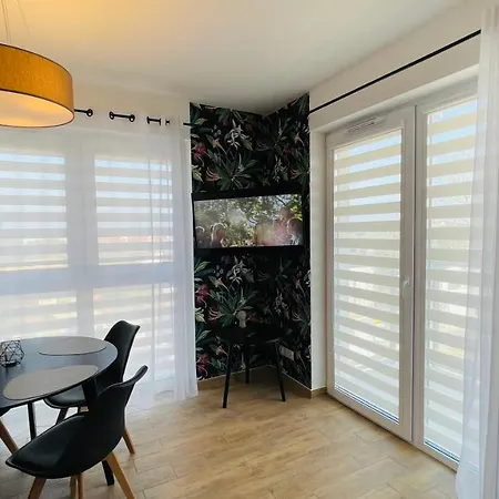 Na Wiejskiej Apartment