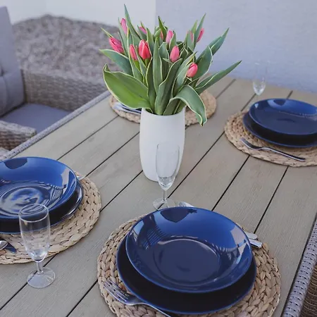 Sandland - - Apartment