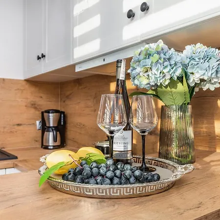 Apartment Blue Wave By Renters *