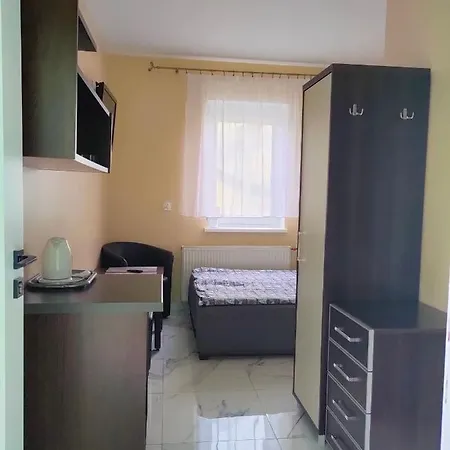 Pokoje Goscinne U Piotra * Ustronie Morskie