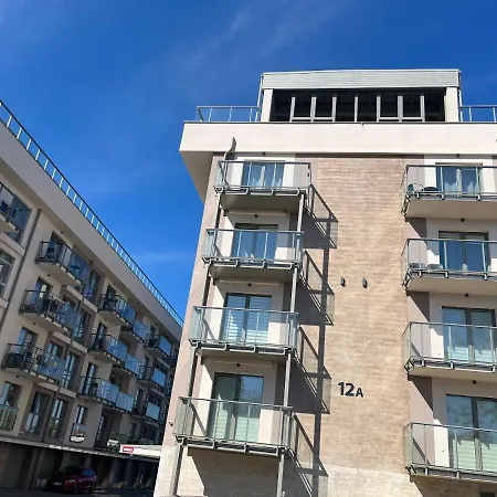 Apartment 4m *