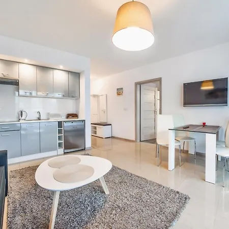 Sun & Snow Apartment