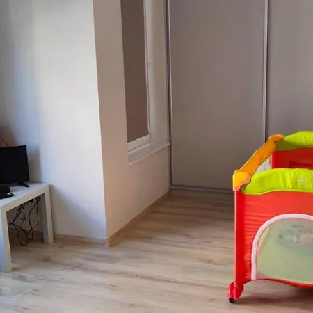 Apartment Zachodnia 1 *