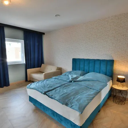 Apartment Right By The Sea, *