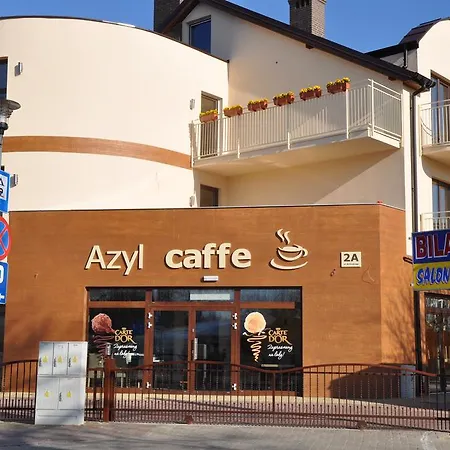 Azyl Ustronie Morskie