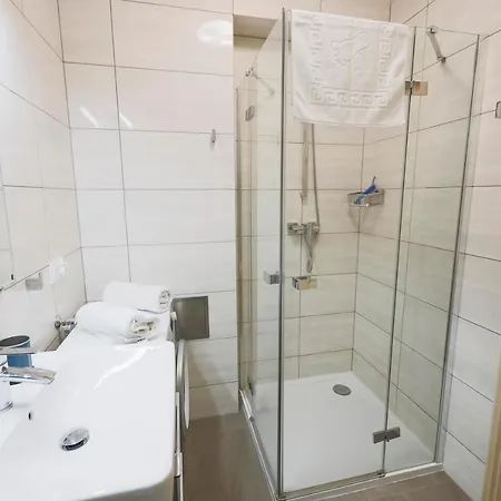 Ms Pro Apartment *