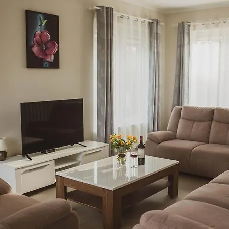 Apartament Sandland - - Wakacyjne Ustronie Morskie