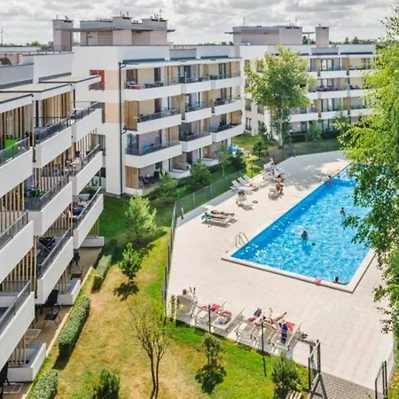 Holiday home Dom Nad Morzem, Basen, Plaza, Silownia, Plac Zabaw, Kort Tenisowy