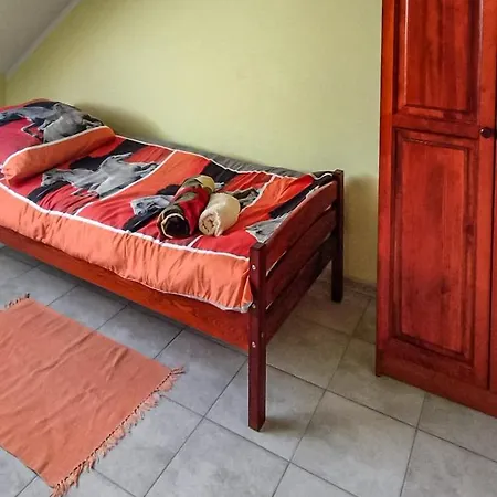 Kolorowa Chata Guest house