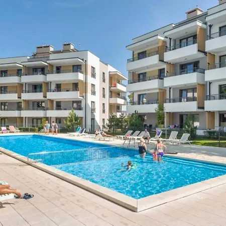 Holiday home Dom Nad Morzem, Basen, Plaza, Silownia, Plac Zabaw, Kort Tenisowy