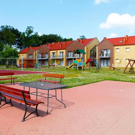 Korab Natura Tour Kompleks wypoczynkowy Ustronie Morskie