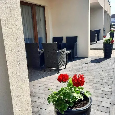 Kolejowa 28 Apartment *