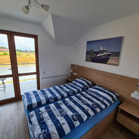 Apartment Domki Luksusowe Kapitan W Ustroniu Morskim *
