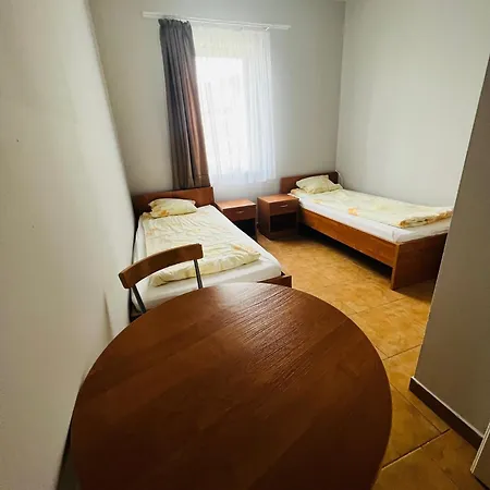 Wakacyjna Wioska Wczasy Rodzinne * Ustronie Morskie