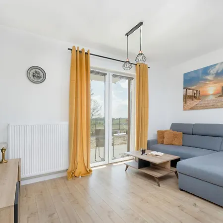 Nadmorski Z Parkingiem W Ustroniu Morskim By Renters Apartment *